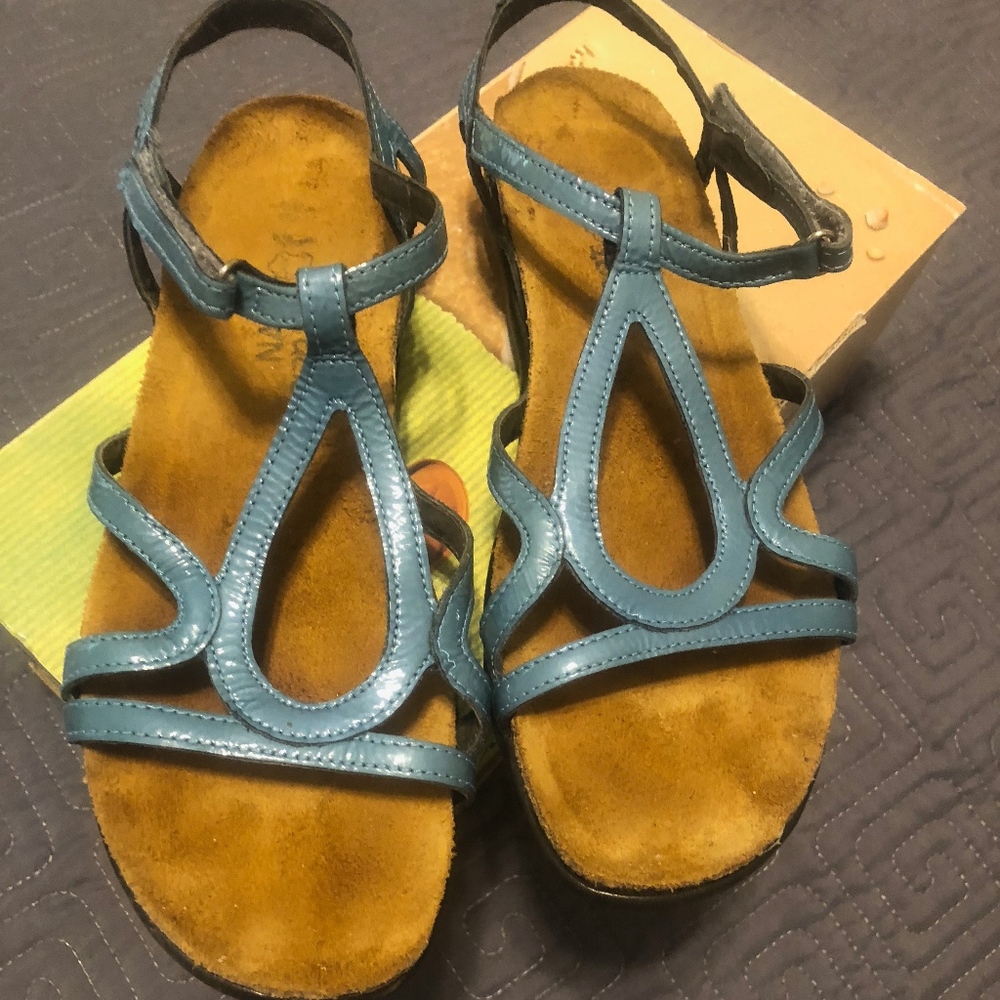 Naot Dorith Womens Sandal Size 39